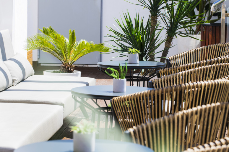 Hotel Málaga Centro Gin and tonic with a view