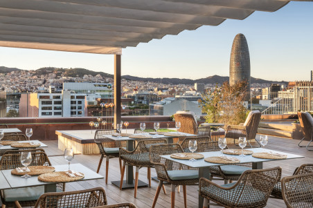 Hotel Pere IV: Barcelona Sunset