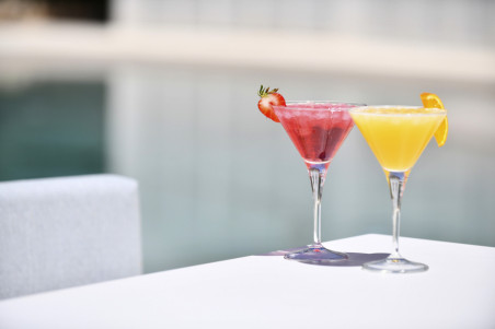 Hotel Aeroport de Girona: Pool+2 drinks+Spa