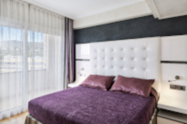 Hotel Marina Portals: Day Use...