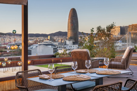 Hotel Pere IV: Diner"al fresco" Rooftop