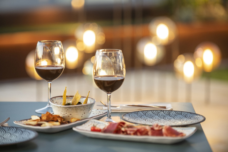 Hotel Pere IV: Lunch Roof Top for 2