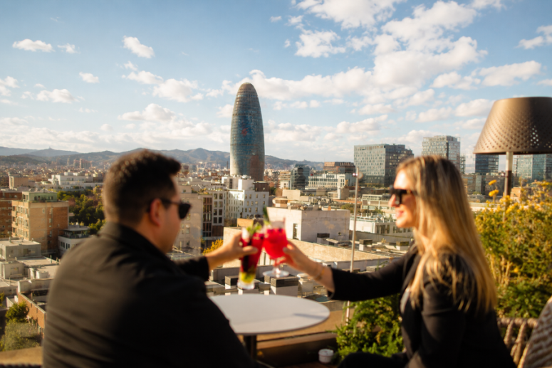 Hotel Pere IV:  Vermouth for 2
