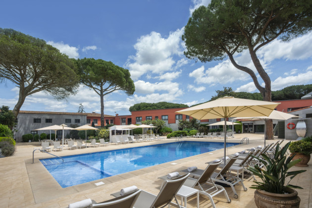 Day pass piscina + 2 bebidas