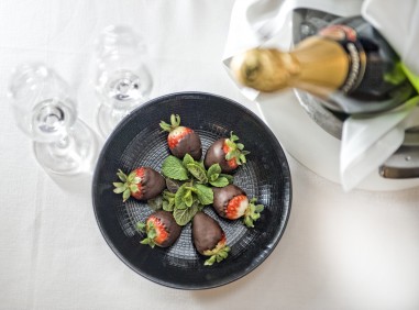 Hotel Ciutat del Prat: Romantic Gift Hotel Ciutat del Prat: Romantic Gift