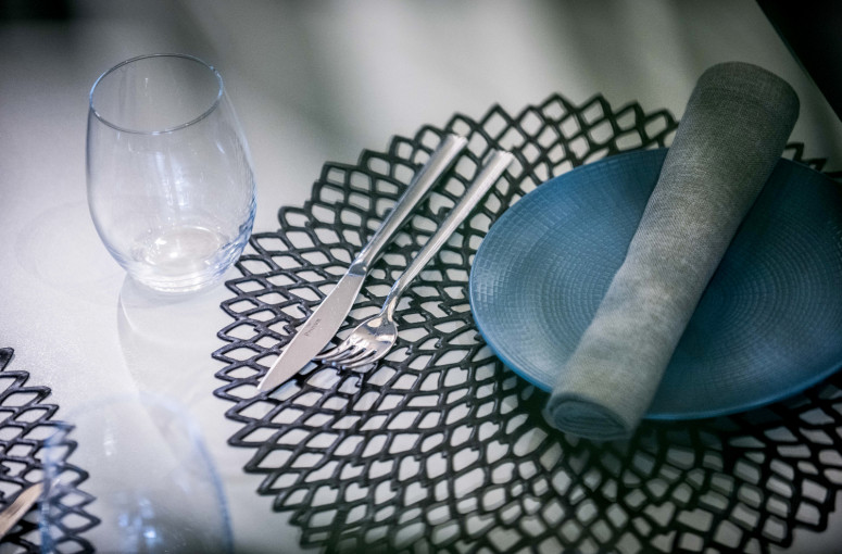 Hotel Pere IV: Lunch Menu Hotel Pere IV: Lunch Menu